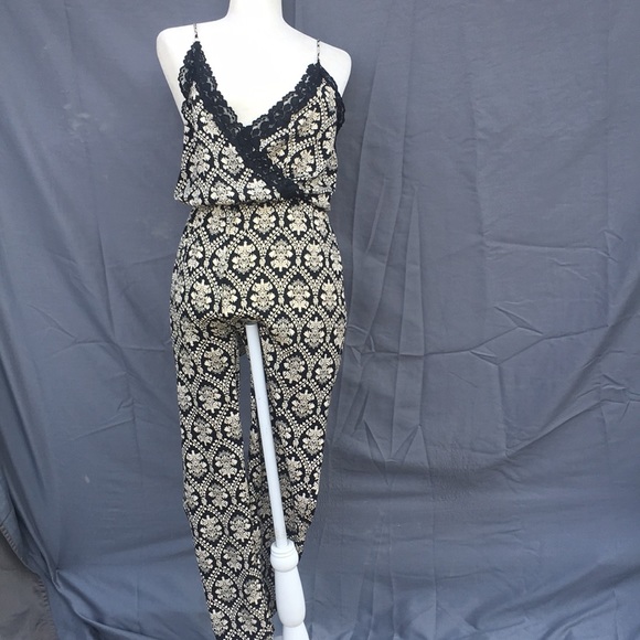 Long leg Romper - Picture 1 of 4